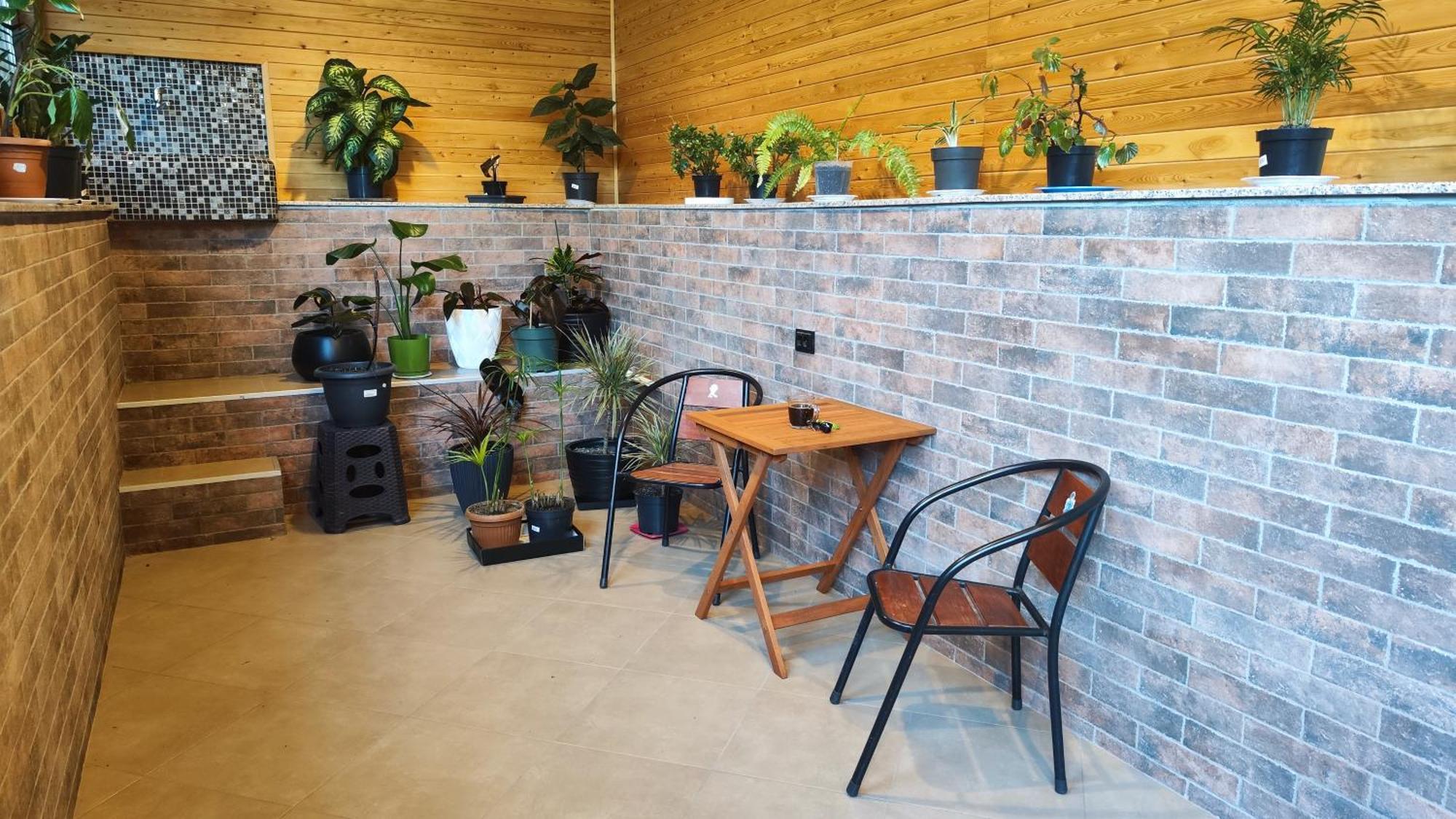 Edward'S Guesthouse Lagodekhi Ngoại thất bức ảnh